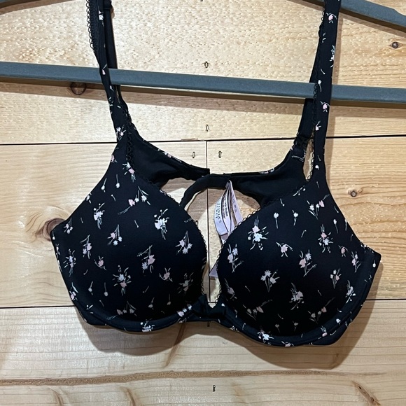 Victoria’s Secret Floral Black Women's Push Up‎ Bra, Size 32B - Picture 1 of 6